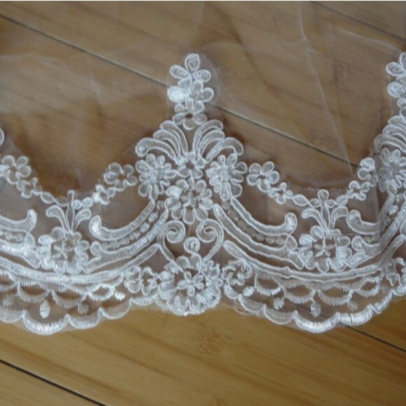 NEW 9ft WEDDING VEIL WHITE BRIDE BRIDAL ELEGANT CATHEDRAL WEDDING w/COMB LD 3997